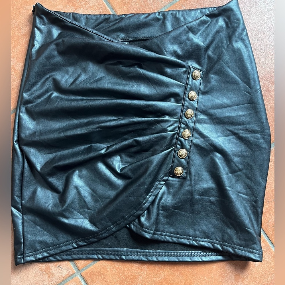 Faux leather skirt
